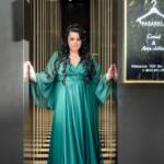 Plus size Μαξι αέρινο φόρεμα σε πράσινο απόχρωση και ύφασμα γάζα μεταξωτή2