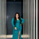 Plus size Μαξι γοργονε φόρεμα σε απόχρωση πράσινο με μακρύ μανίκι 3