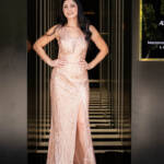 Μαξι χρυσό λαμπερό φόρεμα2